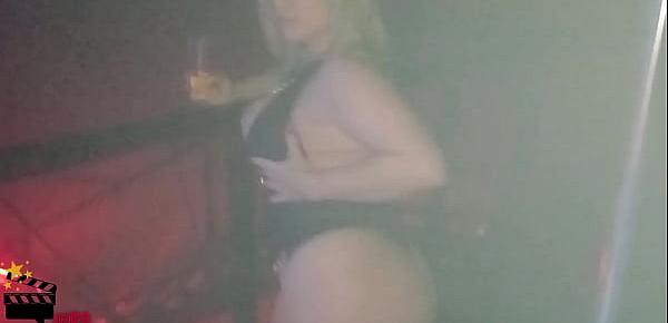 Stripper na casa de swing com fada Mel